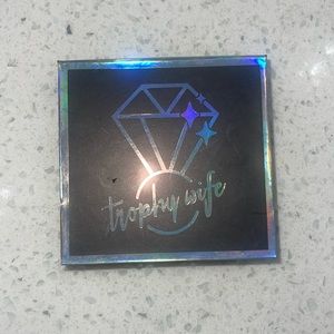 Lilly Lashes Trophy Wife